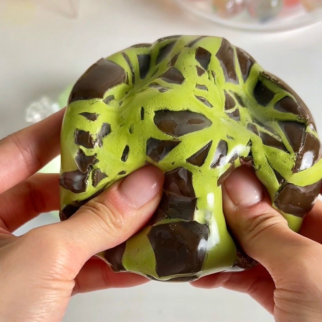Matcha Filled Chocolate Wax Ball