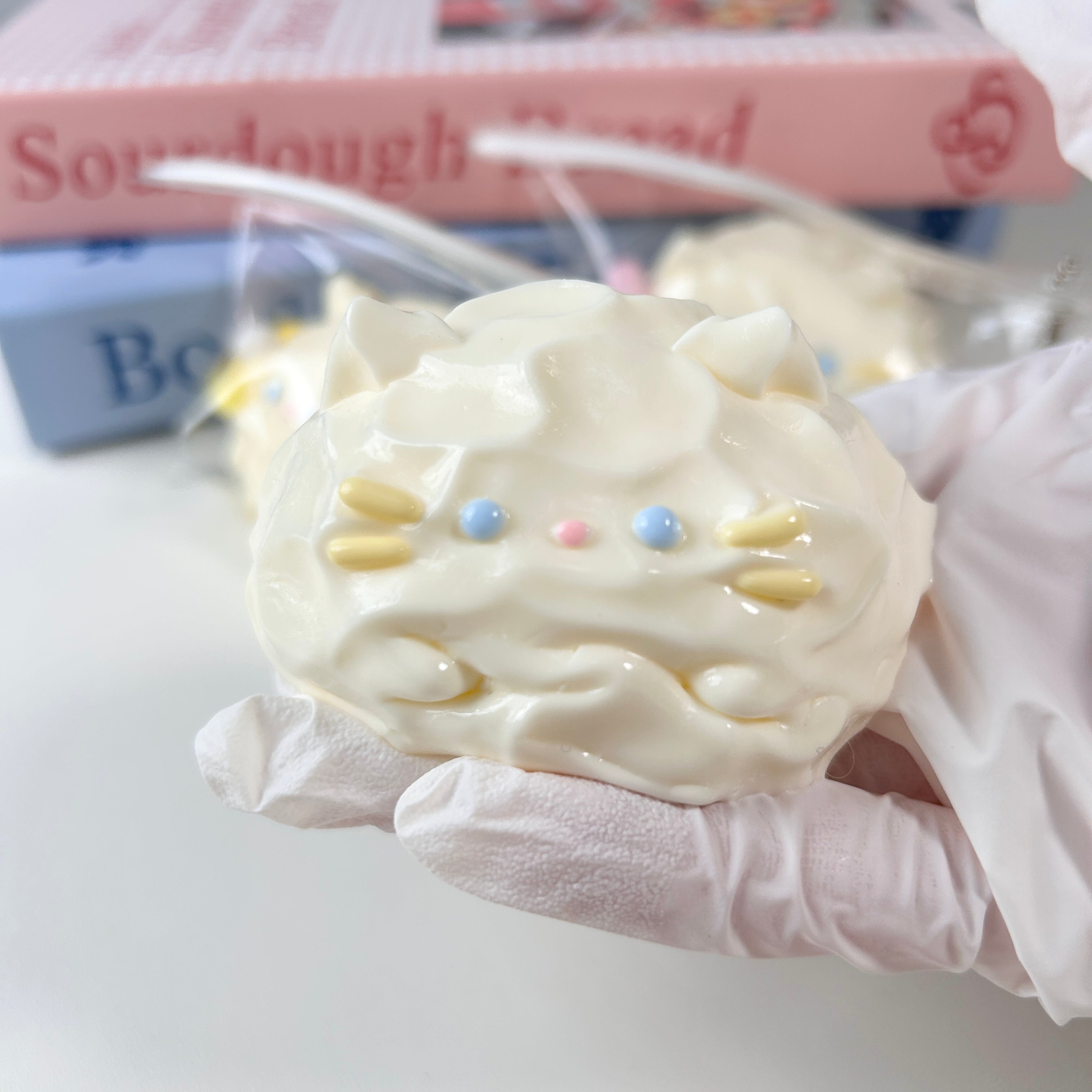 Cream cat Squishy Toy