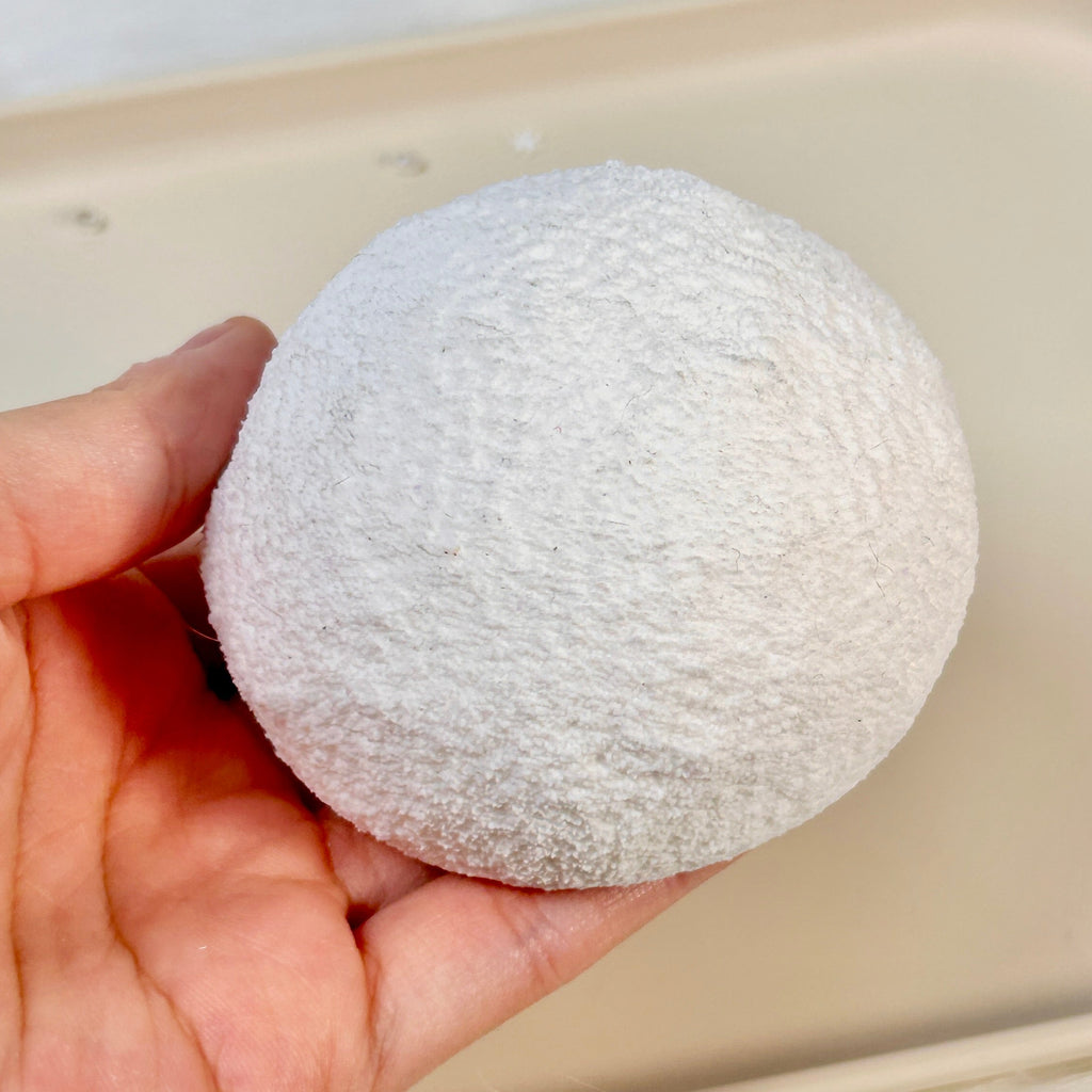 Non-Sticky Snowball Stress Ball Squishy Toy