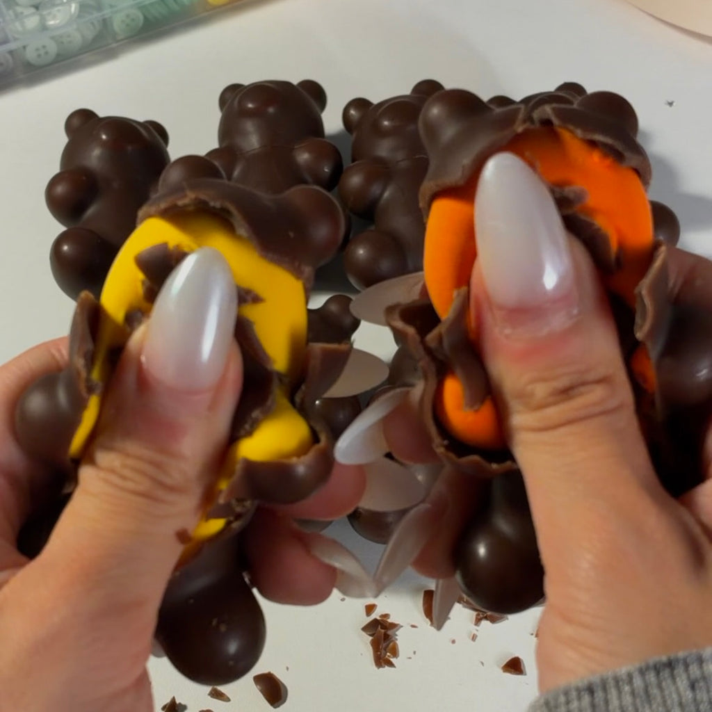 Crunchy Wax Gummy Bear（2pc)