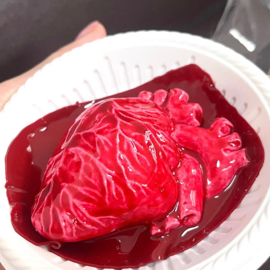Halloween Creepy Beating Heart Plate Squishy Toy