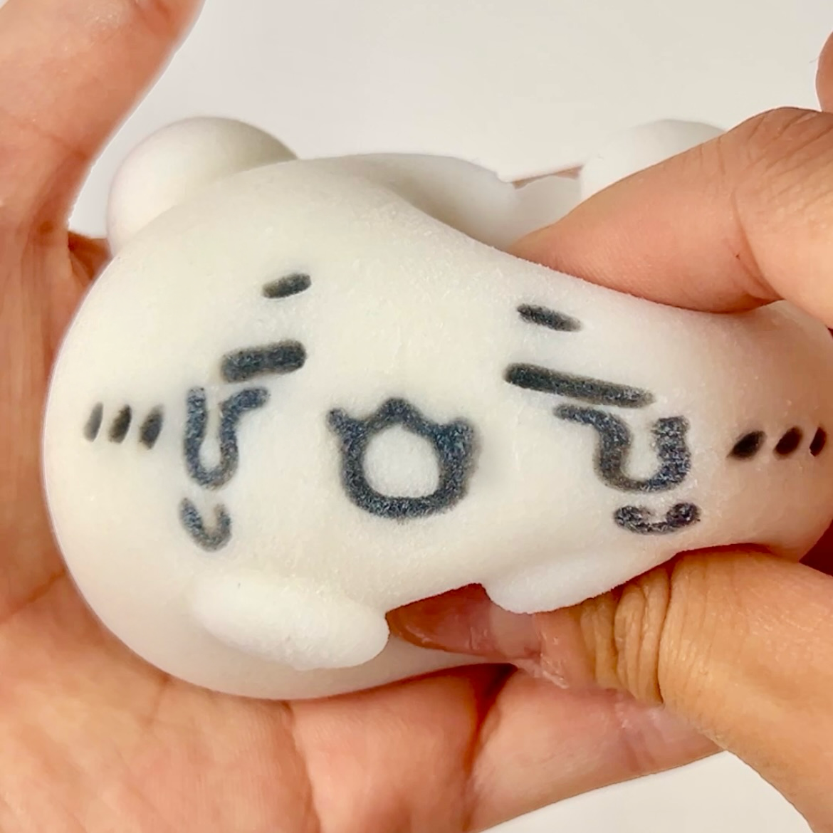 Non-Sticky Chiilawa Bear Squishy Toy