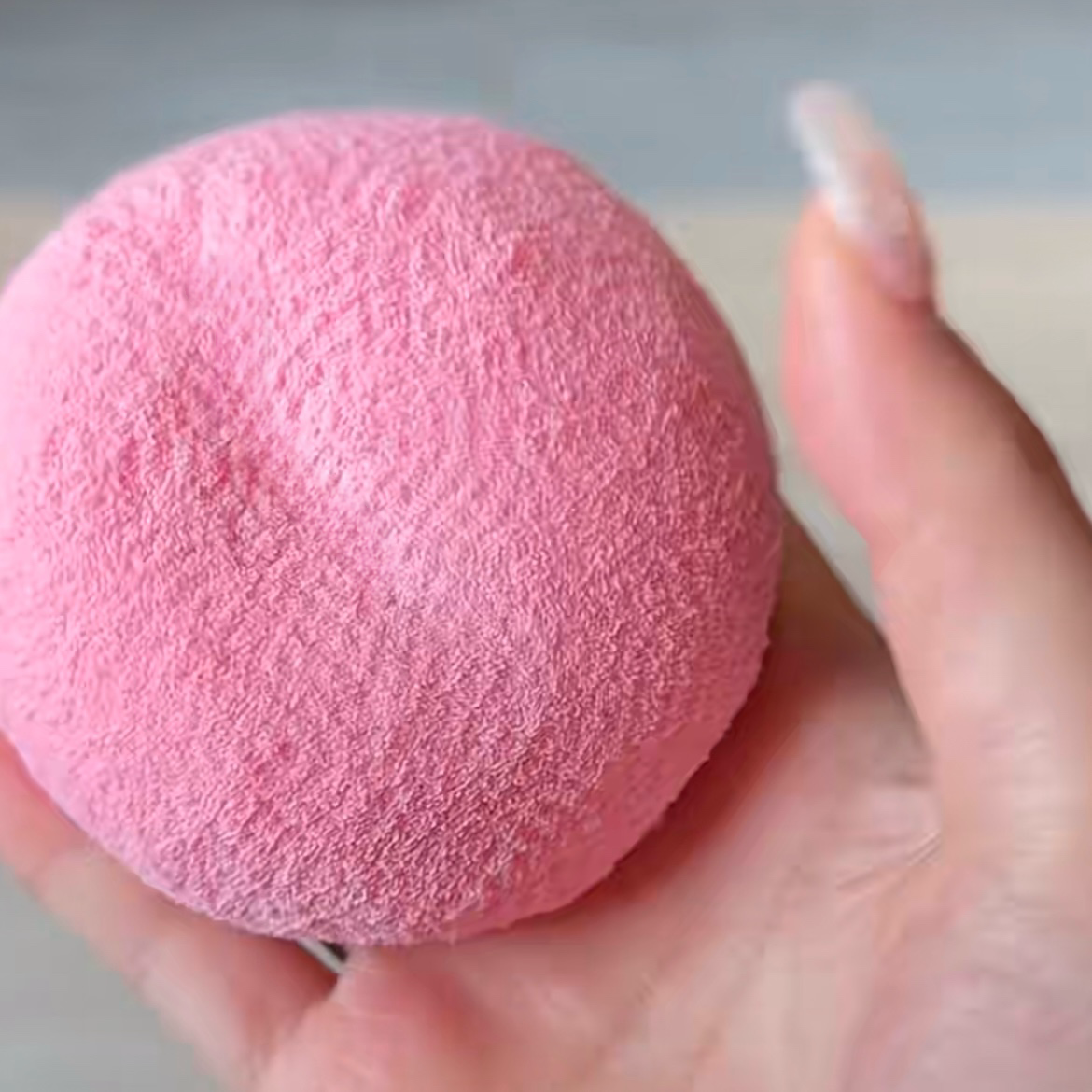Non-Sticky Snowball Stress Ball Squishy Toy