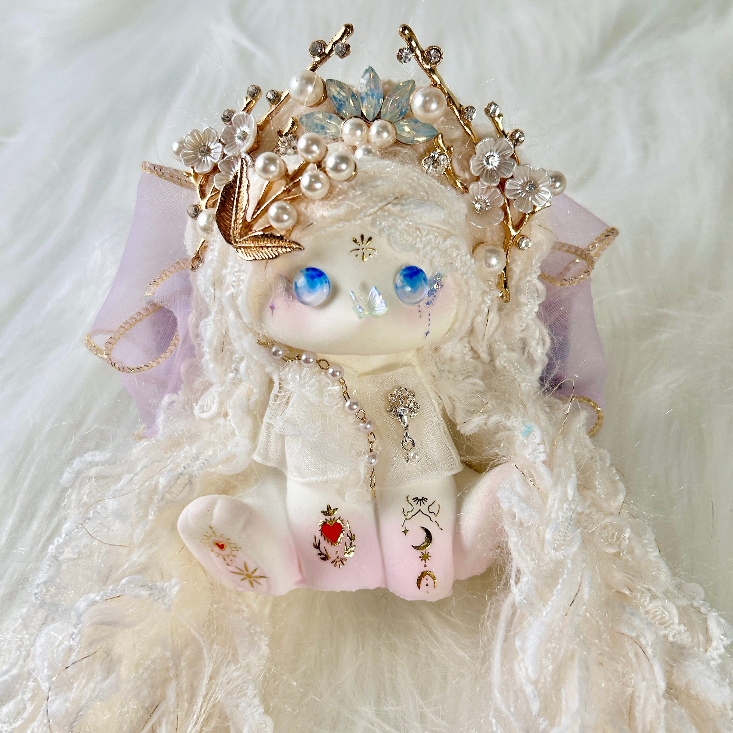 Pearl Moon Deity Bunny Squishy Toy （one-of-a-kind)